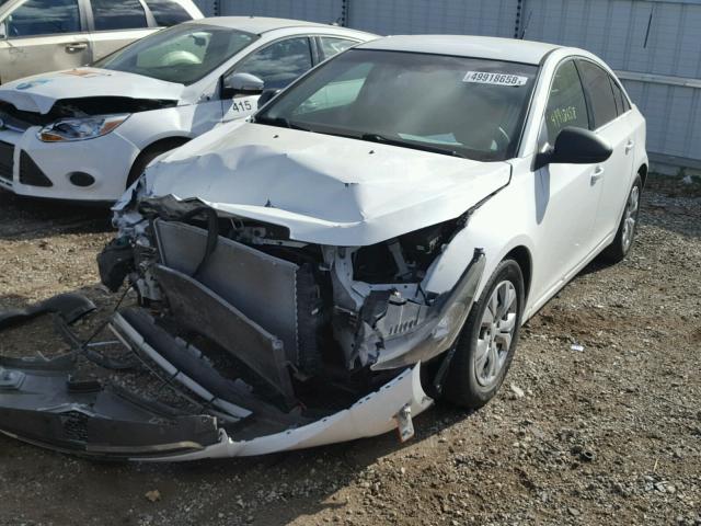 1G1PC5SH7C7212338 - 2012 CHEVROLET CRUZE LS WHITE photo 2