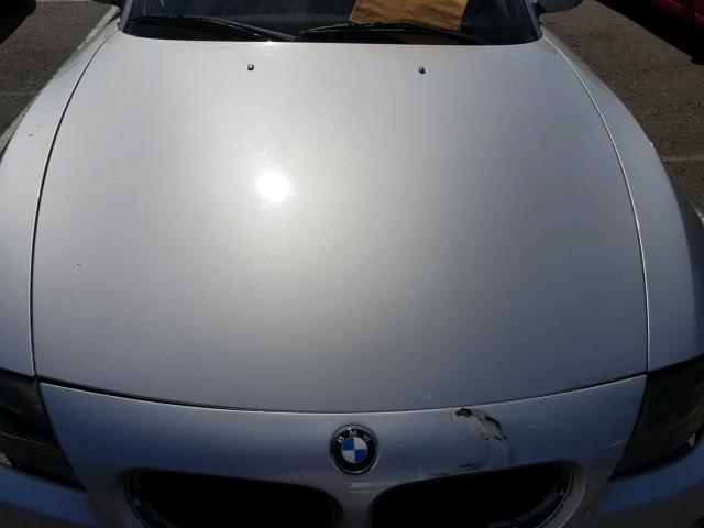 4USBT33595LS58140 - 2005 BMW Z4 2.5 SILVER photo 7