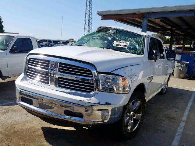 1C6RR7TT3KS606225 - 2019 RAM 1500 CLASS WHITE photo 2