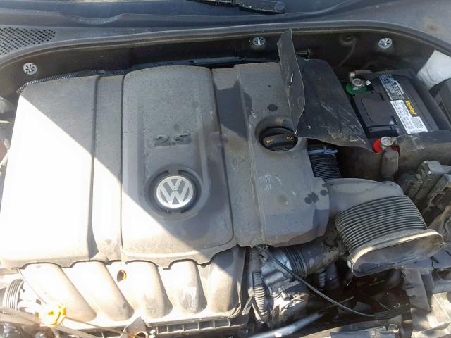 1VWBH7A32CC067170 - 2012 VOLKSWAGEN PASSAT SE WHITE photo 7