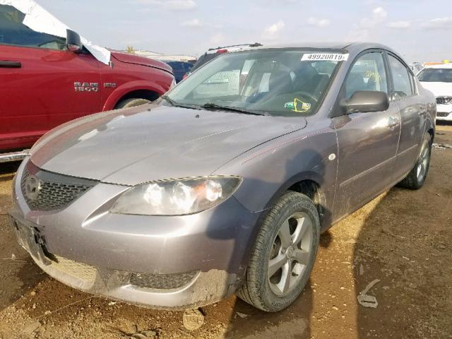 JM1BK12F361528936 - 2006 MAZDA 3 I GRAY photo 2