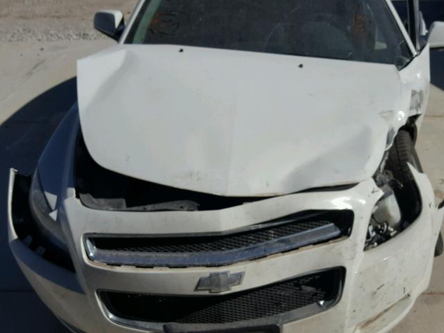 1G1ZH57B19F251343 - 2009 CHEVROLET MALIBU 1LT WHITE photo 7