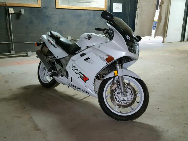 JH2RC3606PM300305 - 1993 HONDA VFR750 F WHITE photo 1