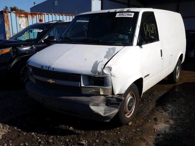 1GCDM19W3SB219738 - 1995 CHEVROLET ASTRO WHITE photo 2