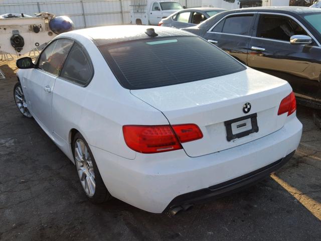 WBAKE5C53BE432194 - 2011 BMW 328 I SULE WHITE photo 3