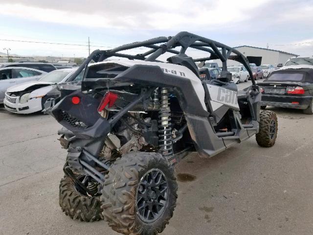 3JBVMAY47KK000471 - 2019 CAN-AM MAVERICK X WHITE photo 4