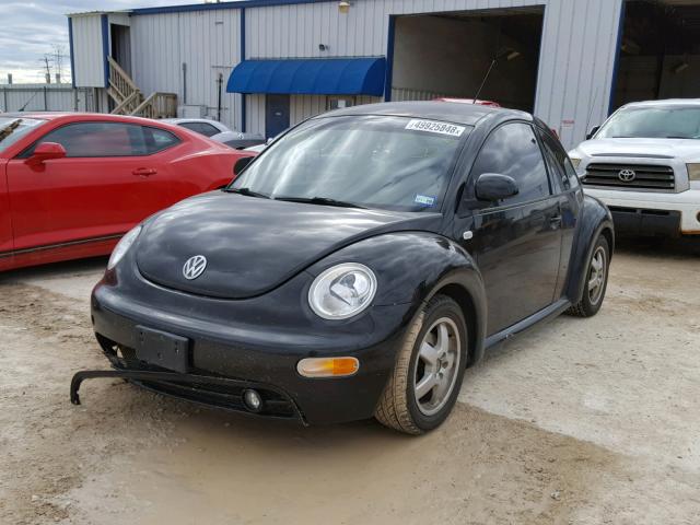 3VWCF21C5XM406070 - 1999 VOLKSWAGEN NEW BEETLE BLACK photo 2