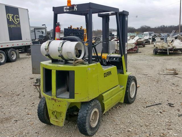 000GP138MB7736835 - 1988 CLAR FORKLIFT 绿色 照片 4