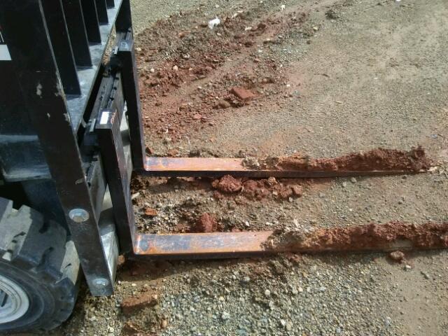 GPX23003069250K0F - 1992 CLAR FORKLIFT 绿色 照片 9