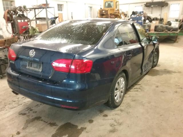 3VW2K7AJ7EM327838 - 2014 VOLKSWAGEN JETTA BASE 蓝色 照片 4