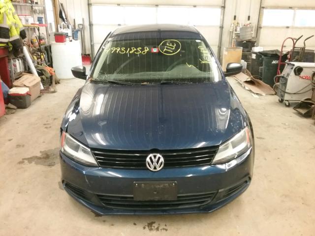 3VW2K7AJ7EM327838 - 2014 VOLKSWAGEN JETTA BASE 蓝色 照片 9