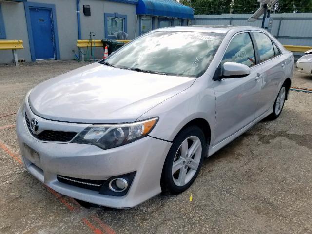 4T1BF1FK8CU600814 - 2012 TOYOTA CAMRY BASE SILVER photo 2
