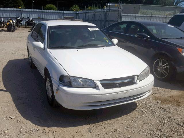 4T1BG22K0YU739044 - 2000 TOYOTA CAMRY CE WHITE photo 1