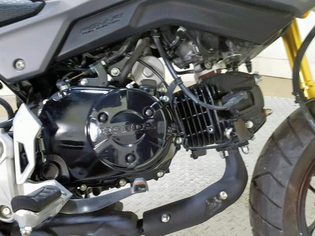 MLHJC7511J5009250 - 2018 HONDA GROM WHITE photo 11