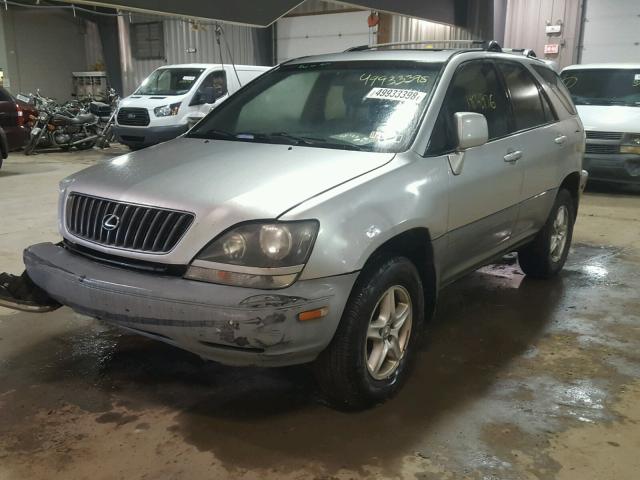 JT6HF10UXY0163767 - 2000 LEXUS RX 300 SILVER photo 2