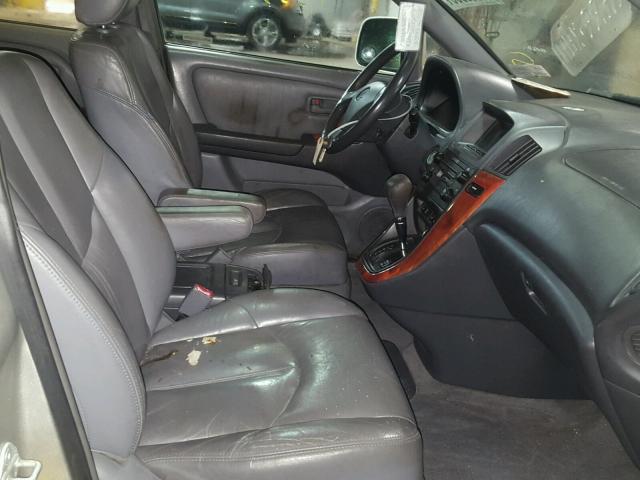 JT6HF10UXY0163767 - 2000 LEXUS RX 300 SILVER photo 5