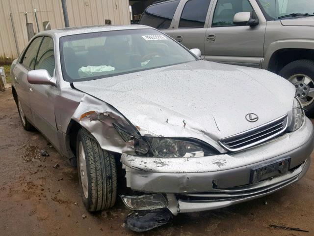 JT8BF28G1Y5090762 - 2000 LEXUS ES 300 SILVER photo 1