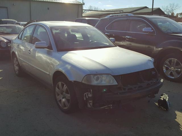 WVWRH63B33P265040 - 2003 VOLKSWAGEN PASSAT GLX 银色 照片 1