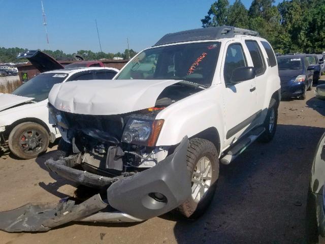 5N1AN0NU0FN657583 - 2015 NISSAN XTERRA X WHITE photo 2