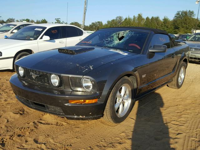 1ZVFT85H975242231 - 2007 FORD MUSTANG GT GRAY photo 2