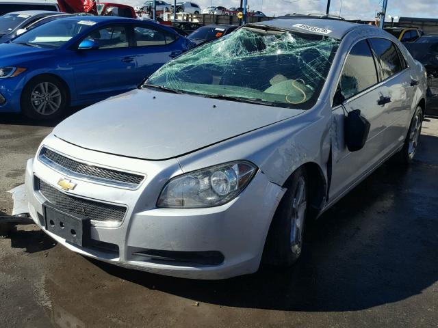 1G1ZA5EUXCF269937 - 2012 CHEVROLET MALIBU LS 银色 照片 2