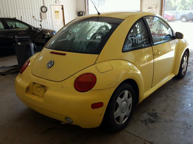 3VWCK21C71M446329 - 2001 VOLKSWAGEN NEW BEETLE YELLOW photo 4