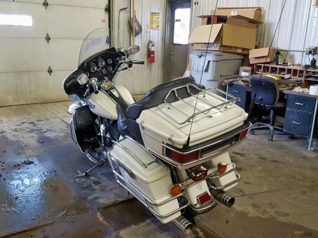 1HD1FCW103Y621764 - 2003 HARLEY-DAVIDSON FLHTCUI WHITE photo 3