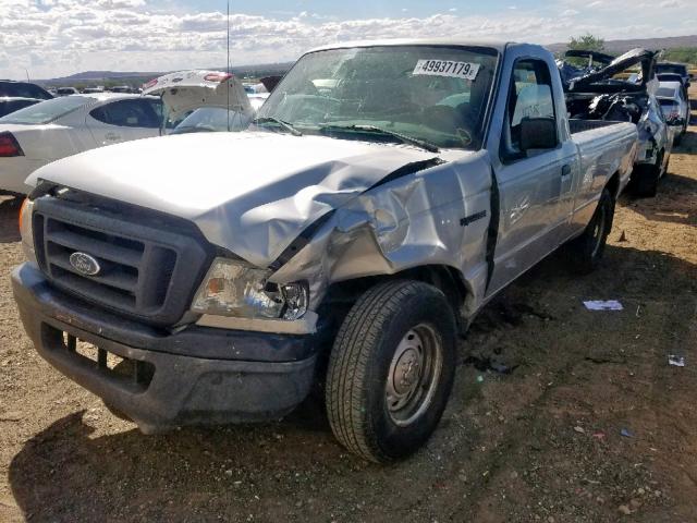 1FTYR10D05PA86006 - 2005 FORD RANGER SILVER photo 2