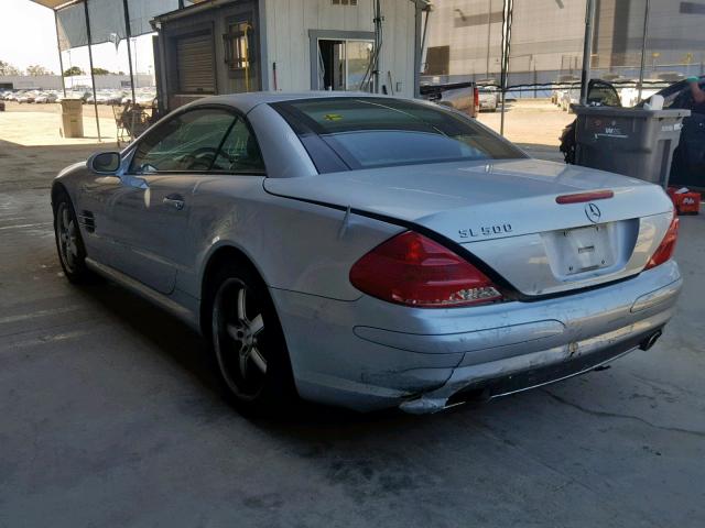 WDBSK75F03F032214 - 2003 MERCEDES-BENZ SL 500R SILVER photo 3