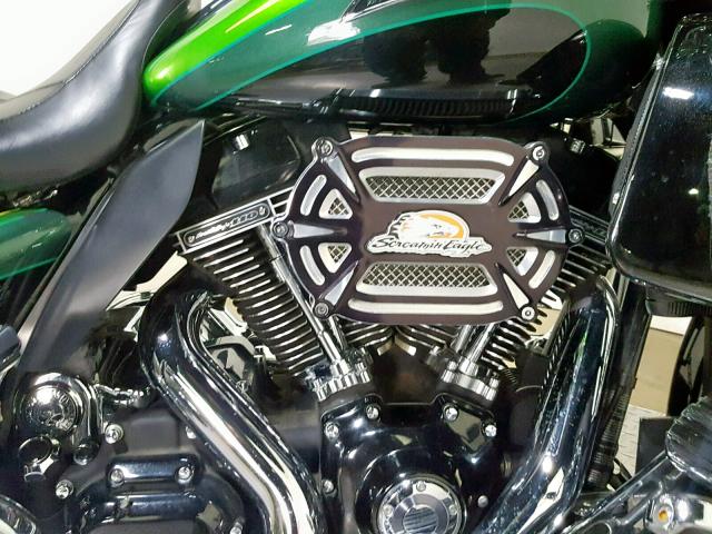 1HD1PZ812BB956474 - 2011 HARLEY-DAVIDSON FLHXSE2 GREEN photo 11