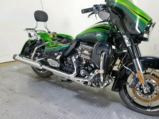 1HD1PZ812BB956474 - 2011 HARLEY-DAVIDSON FLHXSE2 GREEN photo 2