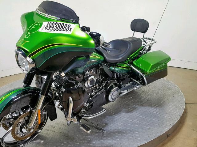 1HD1PZ812BB956474 - 2011 HARLEY-DAVIDSON FLHXSE2 GREEN photo 4