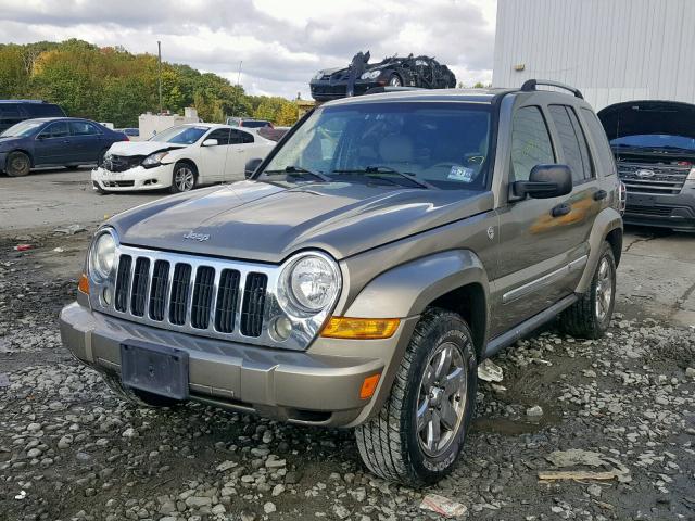 1J4GL58K65W689095 - 2005 JEEP LIBERTY LI BROWN photo 2