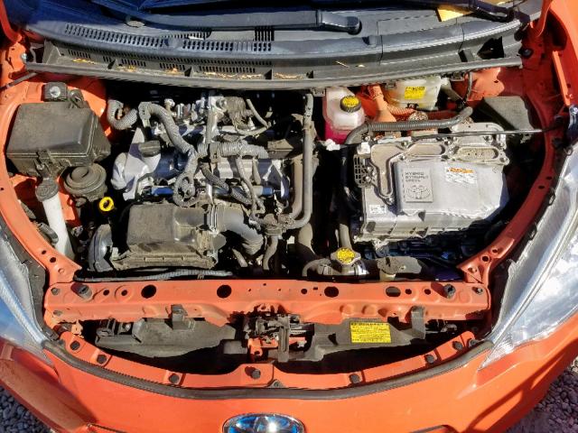 JTDKDTB3XD1043489 - 2013 TOYOTA PRIUS C ORANGE photo 7