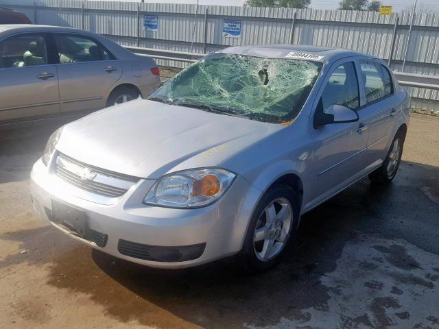 1G1AZ55F867871919 - 2006 CHEVROLET COBALT LTZ SILVER photo 2