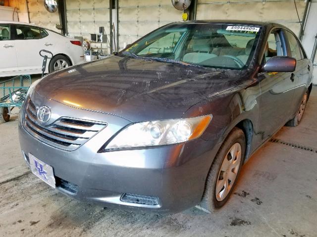 4T4BE46K59R137923 - 2009 TOYOTA CAMRY BASE GRAY photo 2