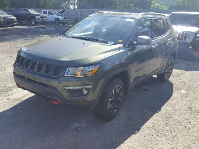 3C4NJDDB7JT493072 - 2018 JEEP COMPASS TR GREEN photo 2