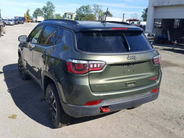 3C4NJDDB7JT493072 - 2018 JEEP COMPASS TR GREEN photo 3