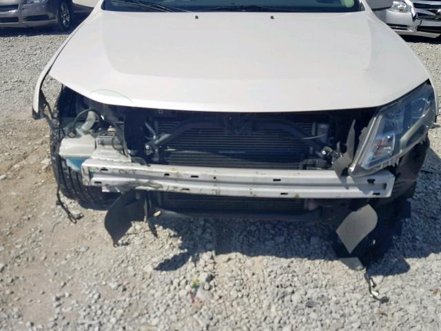 3FADP0L30CR259553 - 2012 FORD FUSION HYB WHITE photo 9