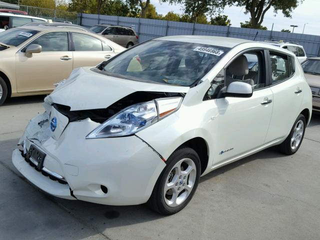 JN1AZ0CP2CT020159 - 2012 NISSAN LEAF SV WHITE photo 2