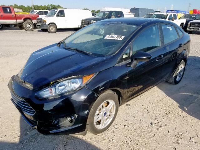 3FADP4BJ7HM101979 - 2017 FORD FIESTA SE BLACK photo 2