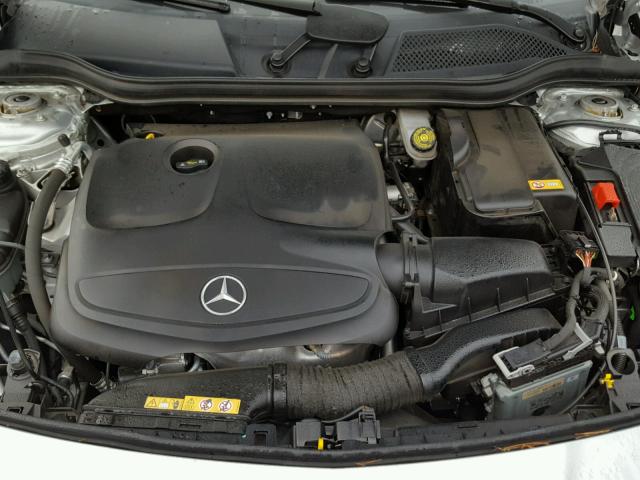 WDDSJ4EB5FN172145 - 2015 MERCEDES-BENZ CLA 250 SILVER photo 7