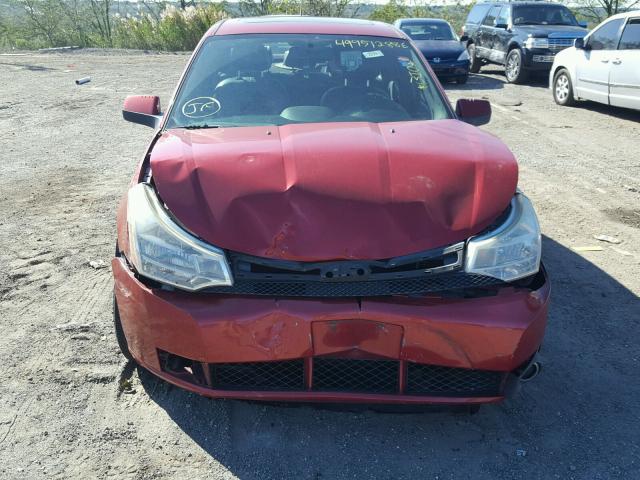 1FAHP36N39W207145 - 2009 FORD FOCUS SES RED photo 7