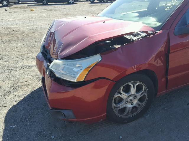 1FAHP36N39W207145 - 2009 FORD FOCUS SES RED photo 9