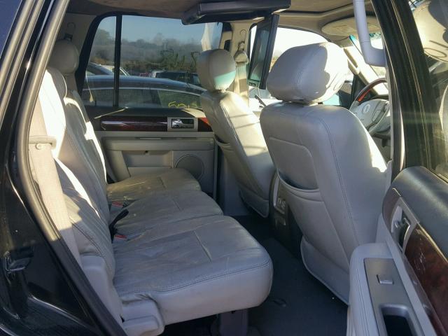 5LMFU27R84LJ31589 - 2004 LINCOLN NAVIGATOR 黑色 照片 6