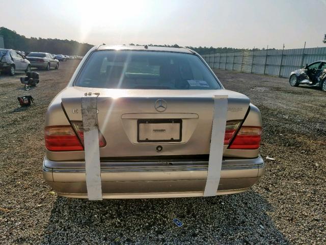 WDBJF65J31B268908 - 2001 MERCEDES-BENZ E 320 GOLD photo 9