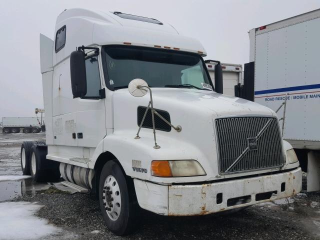 4V4NC9RH01N233704 - 2001 VOLVO VN VNL WHITE photo 1