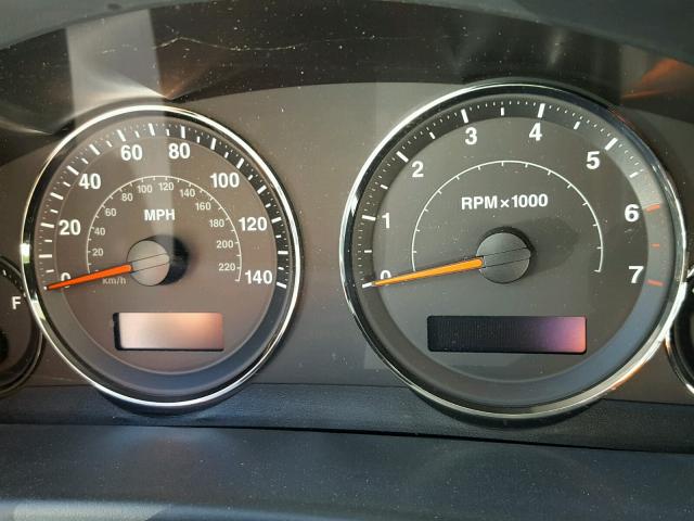 1J8HG58206C313910 - 2006 JEEP COMMANDER WHITE photo 8