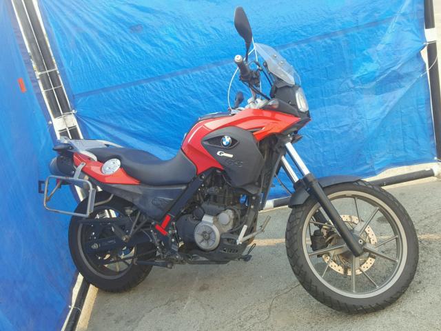 WB101890XBZY93644 - 2011 BMW G650 GS RED photo 1