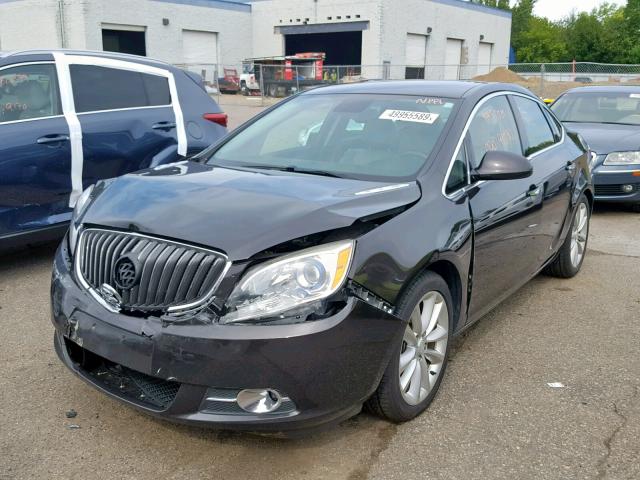 1G4PR5SK0D4106457 - 2013 BUICK VERANO CON BROWN photo 2